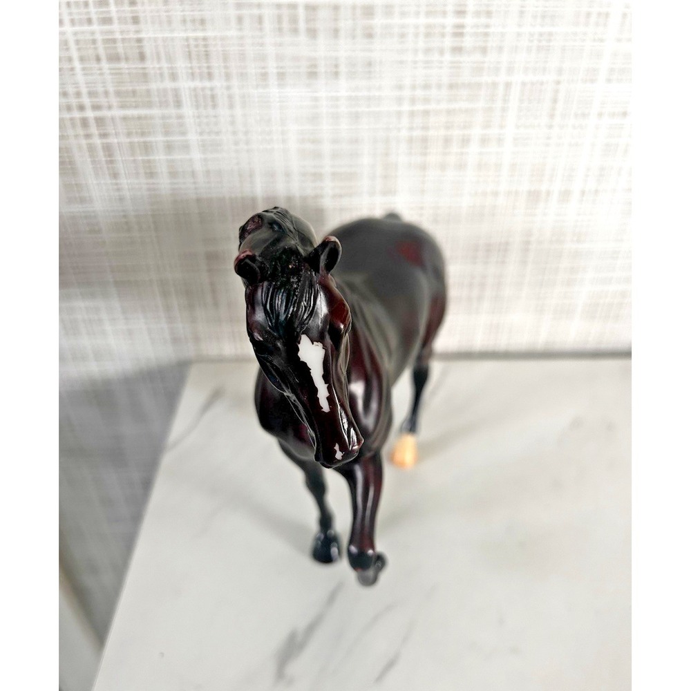 Breyer Classics Mahogany Bay Warmblood Stallion #61061 Sport Horse 1:12 Scale - Picture 4 of 6